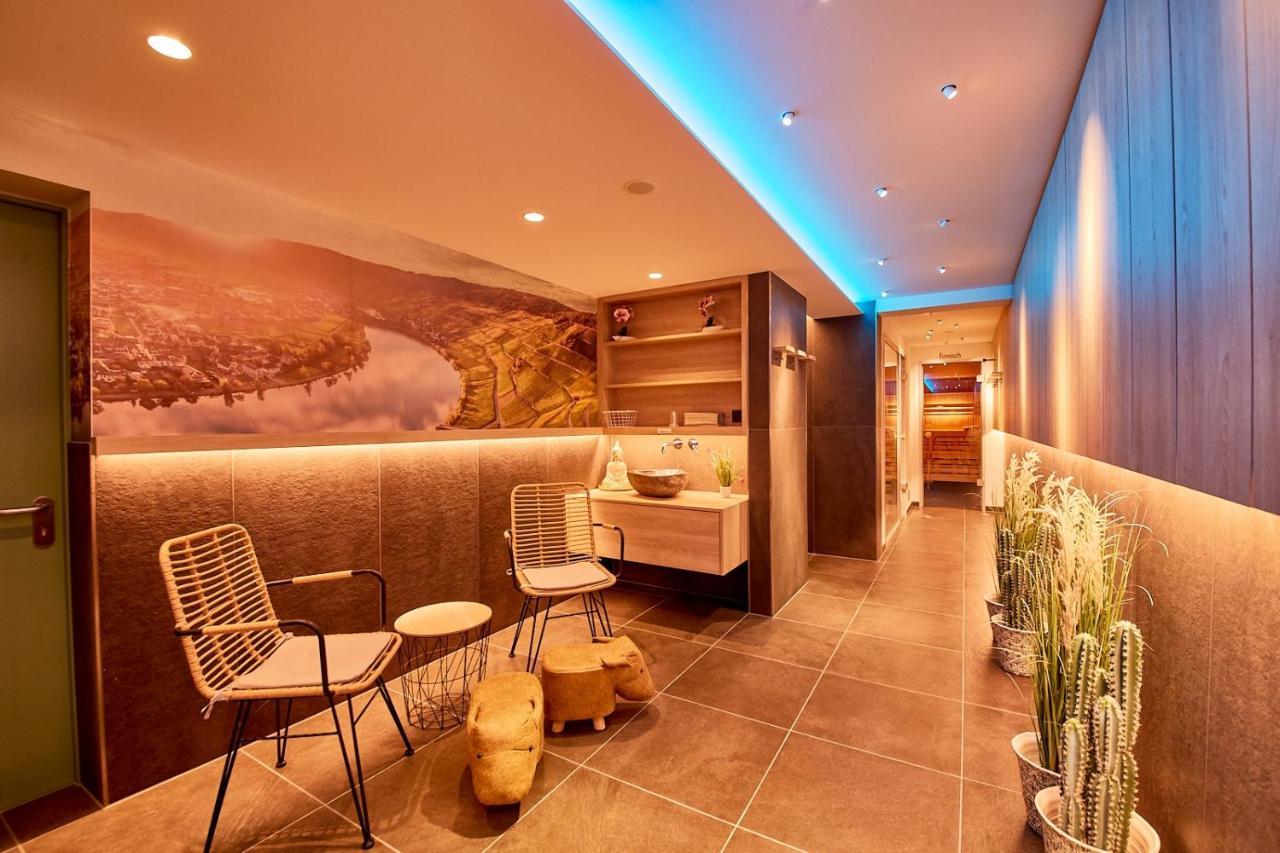 Weinhotel St. Stephanus Целтинген-Рахтиг Екстериор снимка