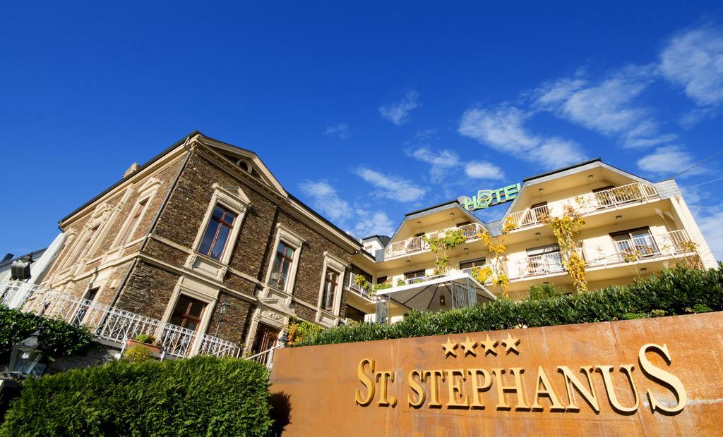 Weinhotel St. Stephanus Целтинген-Рахтиг Екстериор снимка